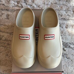Hunter Cream Rubber Clog Slides with Logo